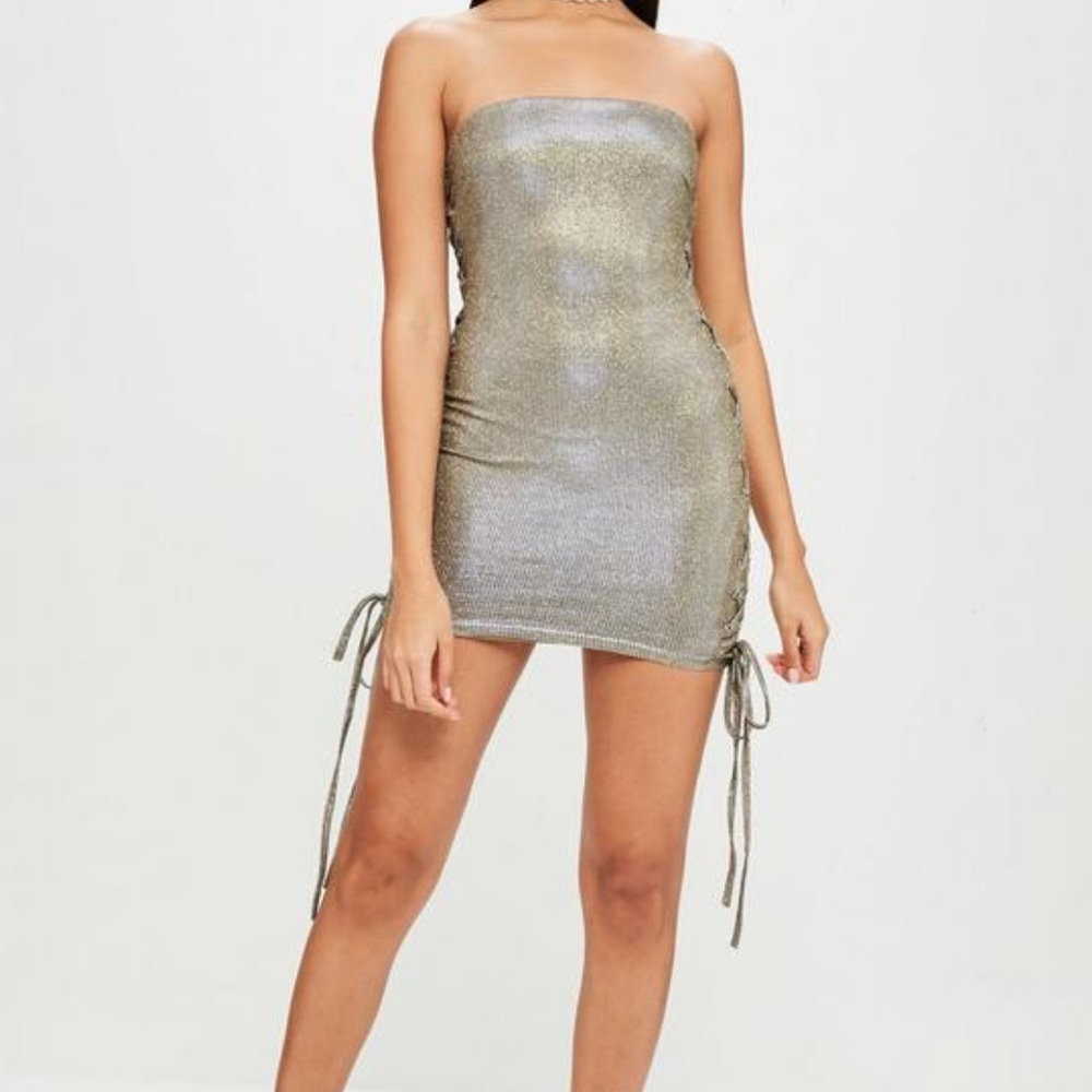 CARLI BYBEL X MISSGUIDED STRAPLESS MINI DRESS